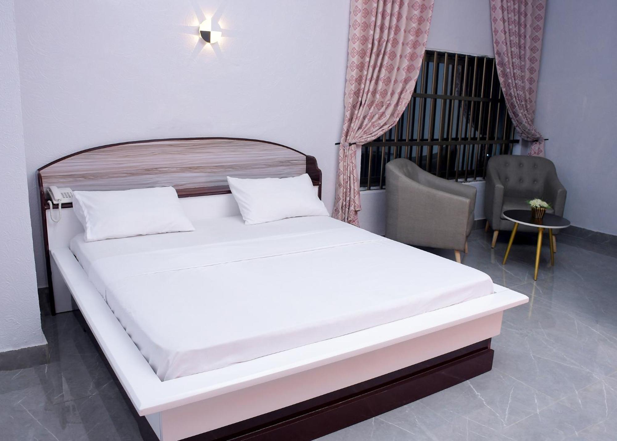 Hotel Mavilla Cotonou Esterno foto