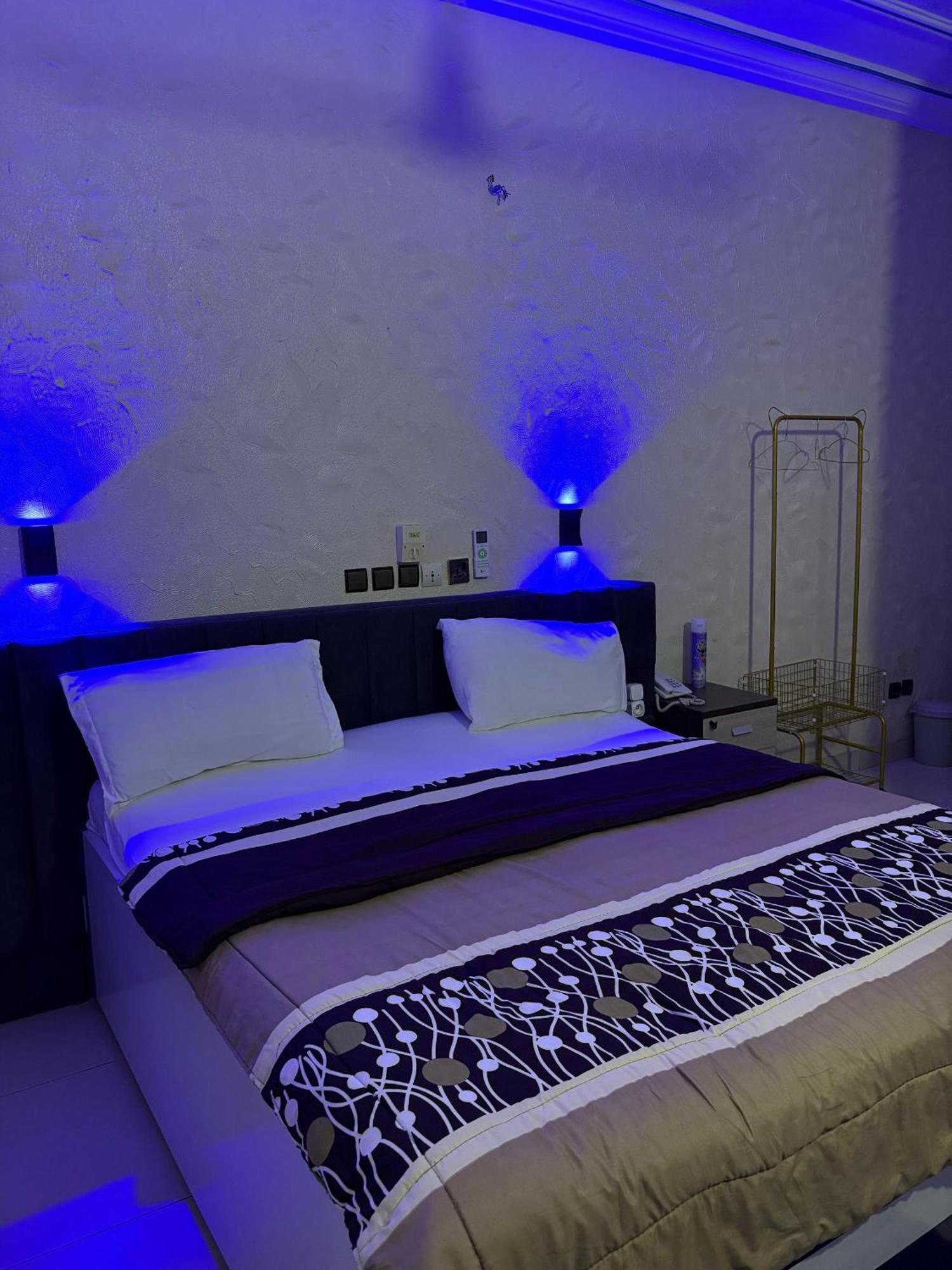 Hotel Mavilla Cotonou Esterno foto